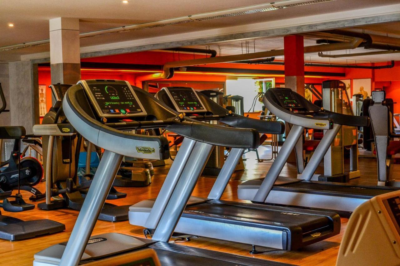 Sporthotel Neuburg นอยบวร์ก อันแดร์ โดเนา ภายนอก รูปภาพ